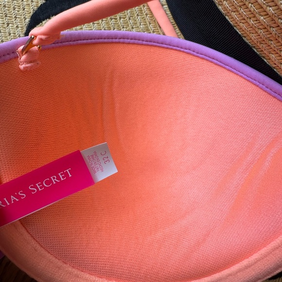Victoria’s Secret bandeau bikini top - Picture 5 of 5